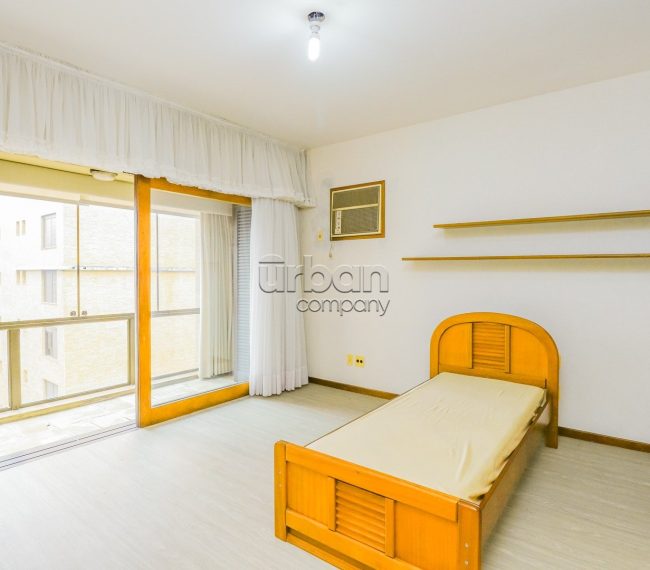 Apartamento com 315m², 3 quartos, 1 suíte, 2 vagas, no bairro Petrópolis em Porto Alegre