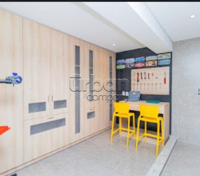 Apartamento com 65m², 2 quartos, 1 suíte, 2 vagas, no bairro Santana em Porto Alegre