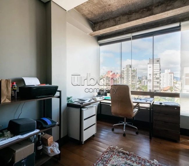 Cobertura com 392m², 4 quartos, 1 suíte, 4 vagas, no bairro Petrópolis em Porto Alegre