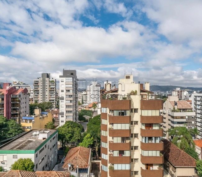 Cobertura com 392m², 4 quartos, 1 suíte, 4 vagas, no bairro Petrópolis em Porto Alegre