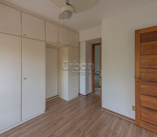 Apartamento com 66m², 2 quartos, 1 vaga, no bairro Auxiliadora em Porto Alegre