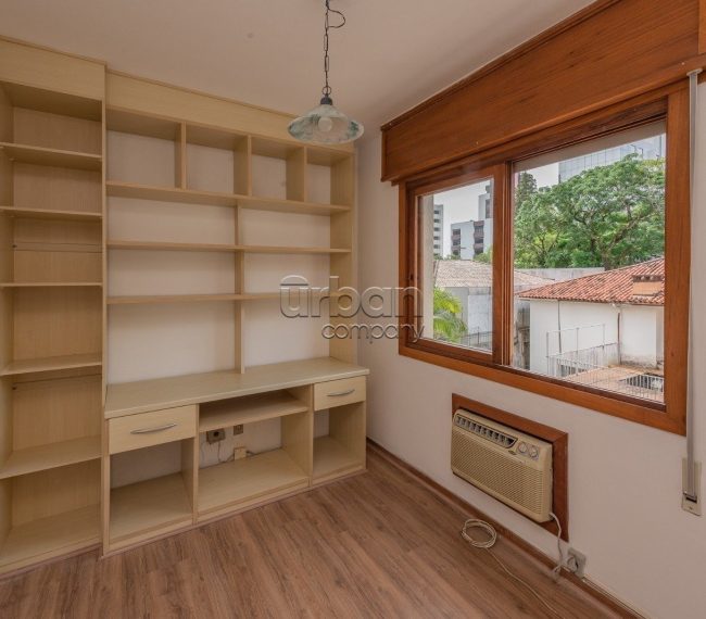 Apartamento com 66m², 2 quartos, 1 vaga, no bairro Auxiliadora em Porto Alegre