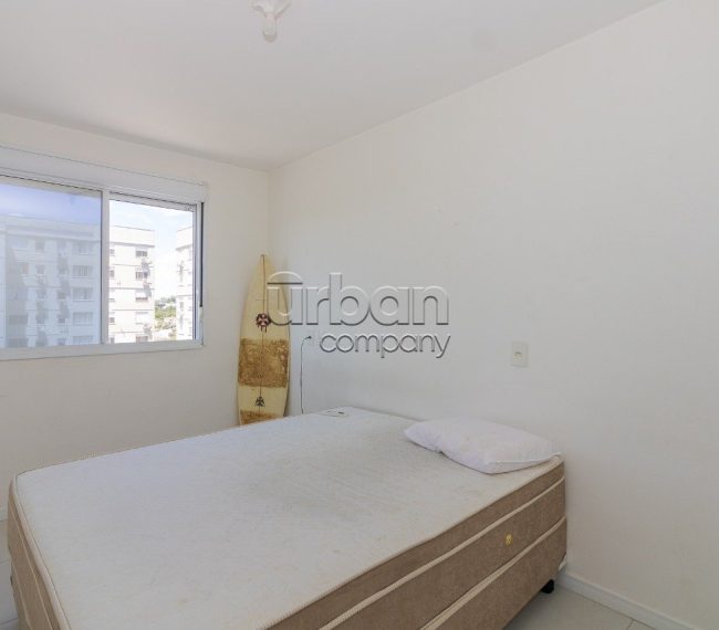 Apartamento com 48m², 2 quartos, 1 suíte, 1 vaga, no bairro Jardim Planalto em Porto Alegre