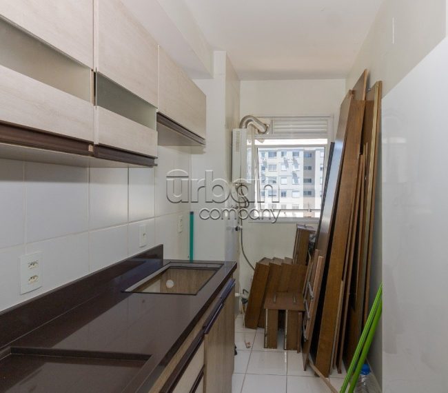 Apartamento com 48m², 2 quartos, 1 suíte, 1 vaga, no bairro Jardim Planalto em Porto Alegre