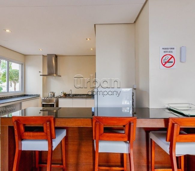 Apartamento com 54m², 2 quartos, 1 vaga, no bairro Passo da Areia em Porto Alegre