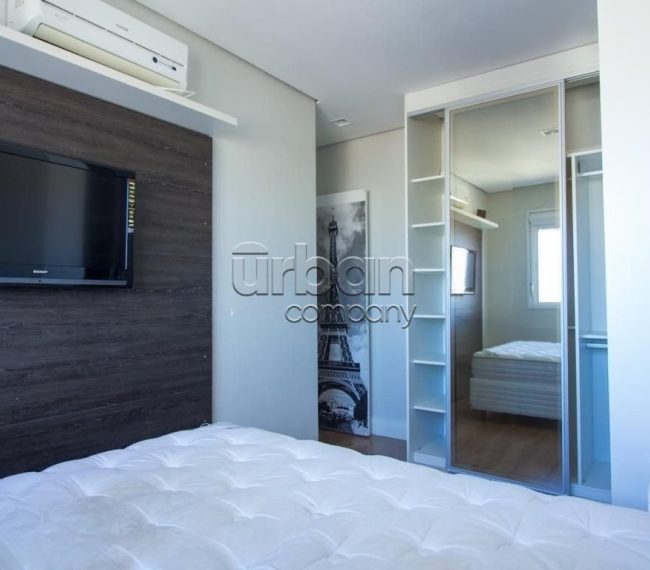 Apartamento com 54m², 2 quartos, 1 vaga, no bairro Passo da Areia em Porto Alegre