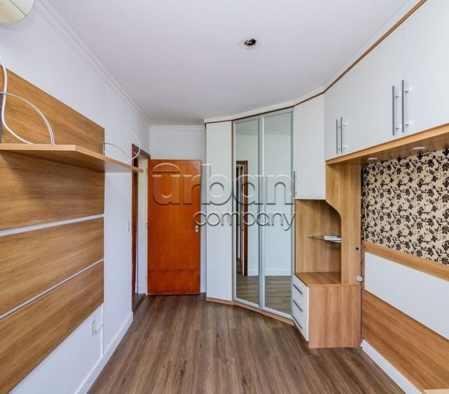 Apartamento com 74m², 2 quartos, 1 vaga, no bairro Menino Deus em Porto Alegre