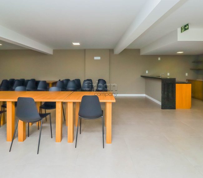 Apartamento com 67m², 2 quartos, 1 suíte, 1 vaga, no bairro Passo da Areia em Porto Alegre