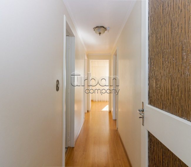 Apartamento com 136m², 4 quartos, 1 suíte, 4 vagas, no bairro Petrópolis em Porto Alegre