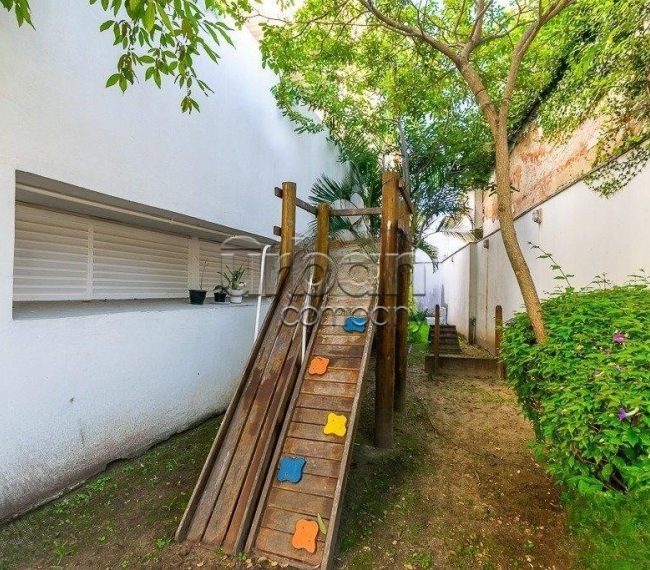 Apartamento com 66m², 2 quartos, 1 suíte, 1 vaga, no bairro Rio Branco em Porto Alegre