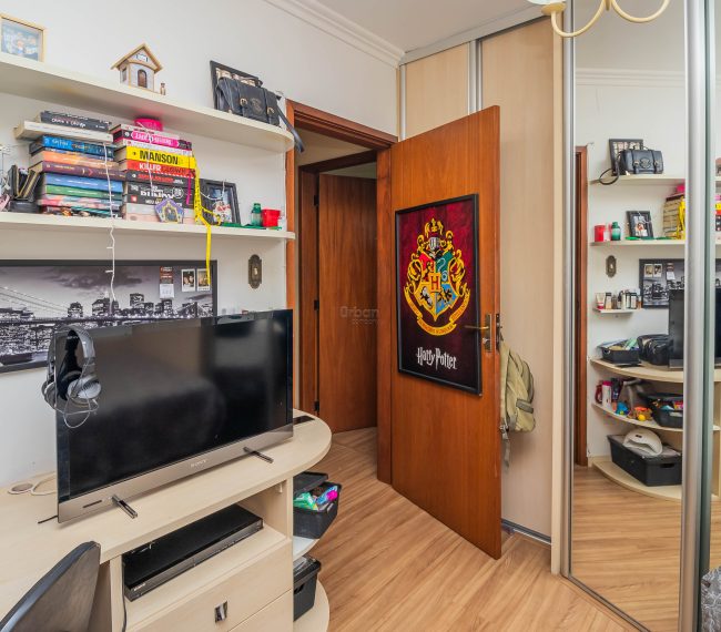 Apartamento com 193m², 2 quartos, 1 suíte, 1 vaga, no bairro Jardim Planalto em Porto Alegre