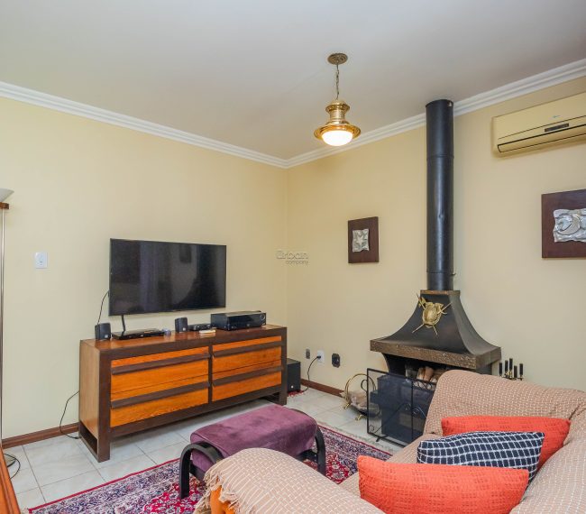 Apartamento com 193m², 2 quartos, 1 suíte, 1 vaga, no bairro Jardim Planalto em Porto Alegre