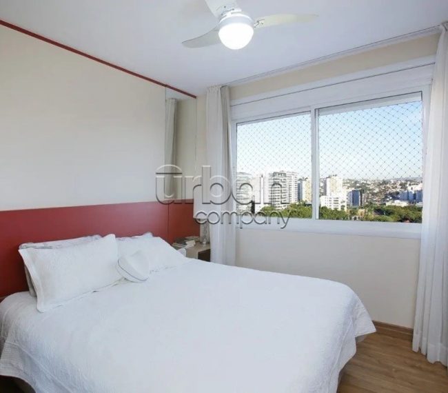 Apartamento com 146m², 3 quartos, 3 suítes, 2 vagas, no bairro Jardim Europa em Porto Alegre