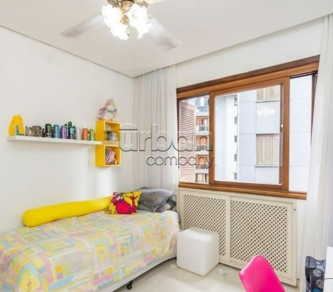 Apartamento com 470m², 4 quartos, 2 suítes, 4 vagas, no bairro Bela Vista em Porto Alegre