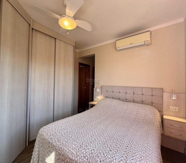 Apartamento com 77m², 3 quartos, 1 suíte, 2 vagas, no bairro Vila Jardim em Porto Alegre