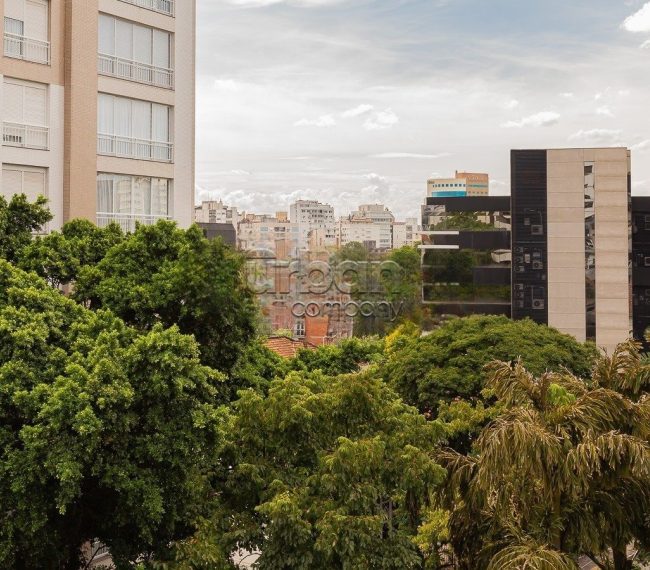 Apartamento com 213m², 3 quartos, 3 suítes, 4 vagas, no bairro Rio Branco em Porto Alegre