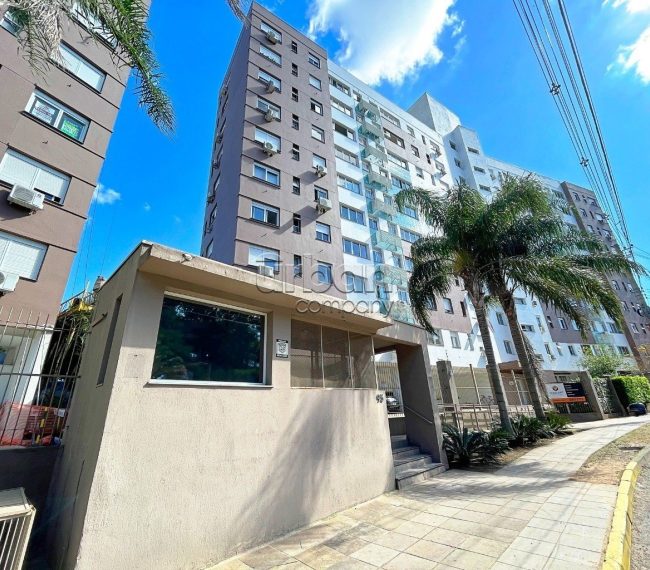 Apartamento com 51m², 2 quartos, 1 vaga, no bairro Menino Deus em Porto Alegre