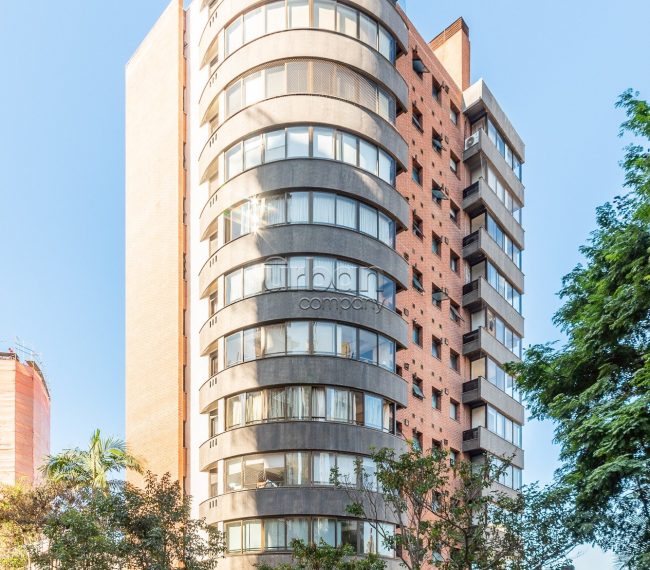 Apartamento com 104m², 3 quartos, 1 suíte, 2 vagas, no bairro Bela Vista em Porto Alegre