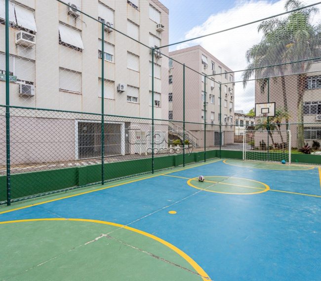 Apartamento com 80m², 3 quartos, 1 suíte, 2 vagas, no bairro Cristo Redentor em Porto Alegre