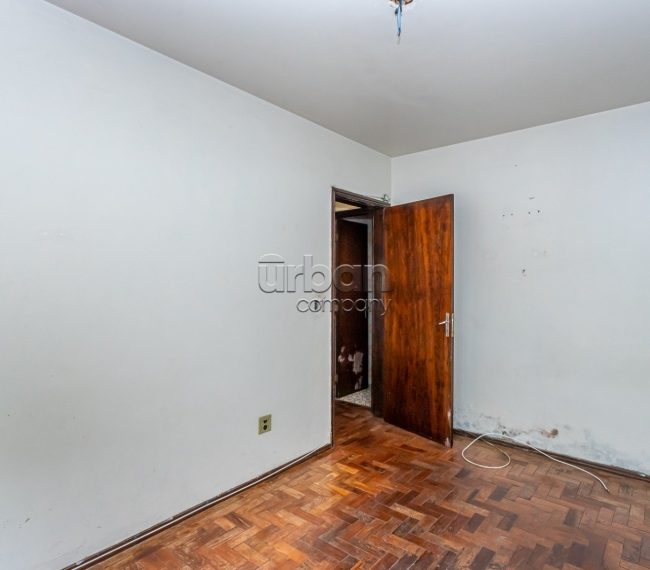 Apartamento com 80m², 3 quartos, 1 suíte, 2 vagas, no bairro Cristo Redentor em Porto Alegre