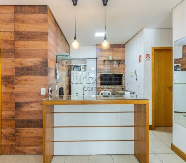 Apartamento com 80m², 3 quartos, 1 suíte, 2 vagas, no bairro Rio Branco em Porto Alegre