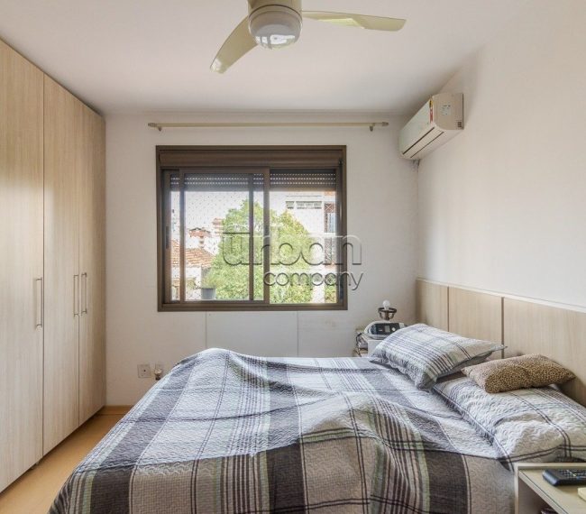 Apartamento com 80m², 3 quartos, 1 suíte, 2 vagas, no bairro Rio Branco em Porto Alegre