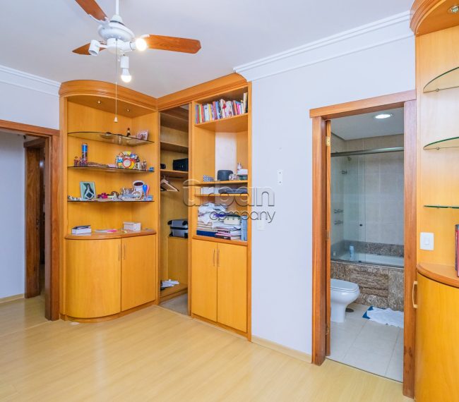 Apartamento com 163m², 3 quartos, 3 suítes, 2 vagas, no bairro Petrópolis em Porto Alegre