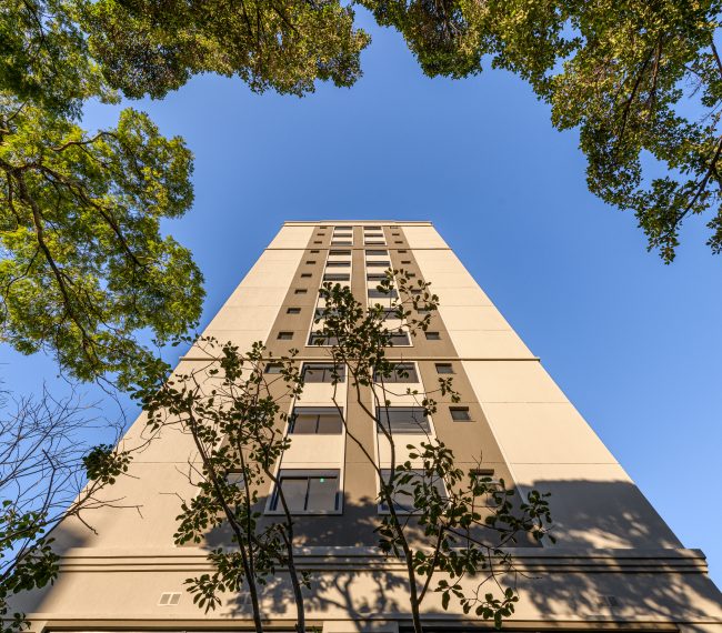 Apartamento com 71m², 3 quartos, 1 suíte, 2 vagas, no bairro Menino Deus em Porto Alegre