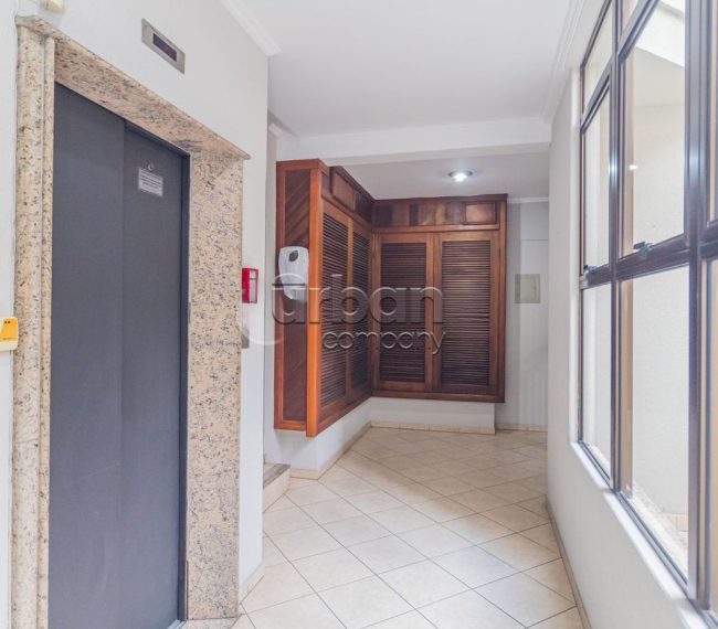 Apartamento com 67m², 2 quartos, 1 suíte, 1 vaga, no bairro Petrópolis em Porto Alegre