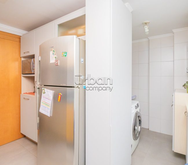 Apartamento com 105m², 3 quartos, 1 suíte, 2 vagas, no bairro Petrópolis em Porto Alegre