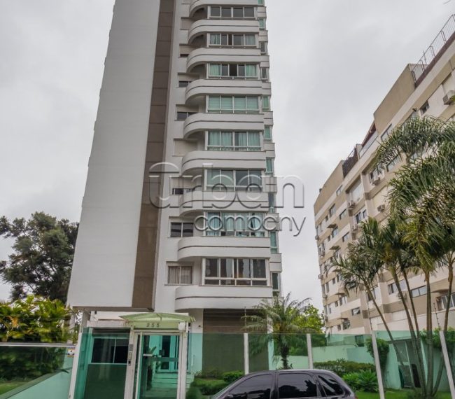 Apartamento com 105m², 3 quartos, 1 suíte, 2 vagas, no bairro Petrópolis em Porto Alegre