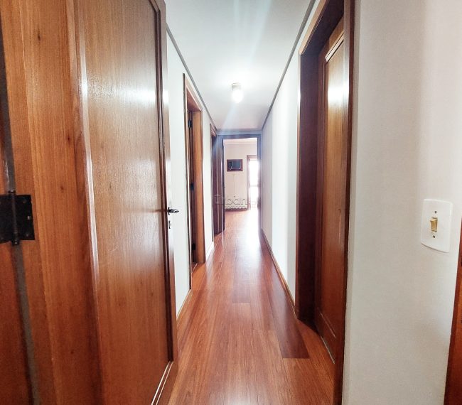 Apartamento com 140m², 2 quartos, 1 suíte, 2 vagas, no bairro Rio Branco em Porto Alegre