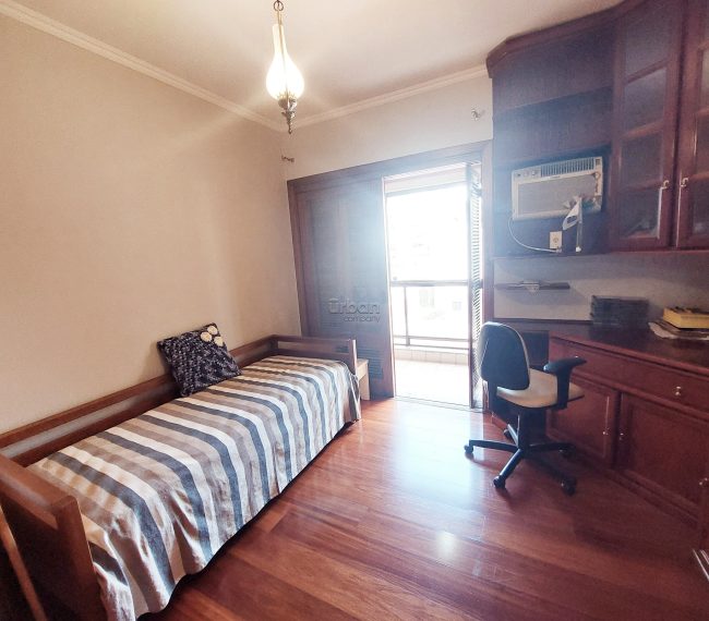 Apartamento com 140m², 2 quartos, 1 suíte, 2 vagas, no bairro Rio Branco em Porto Alegre