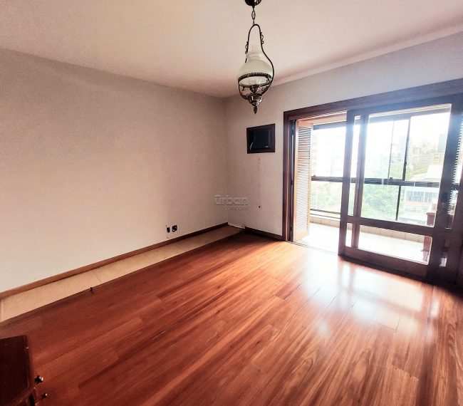 Apartamento com 140m², 2 quartos, 1 suíte, 2 vagas, no bairro Rio Branco em Porto Alegre