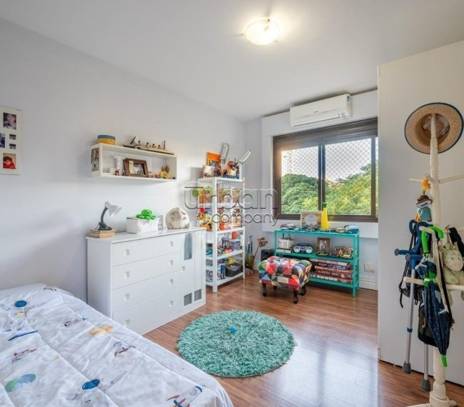 Apartamento com 157m², 4 quartos, 3 suítes, 2 vagas, no bairro Rio Branco em Porto Alegre