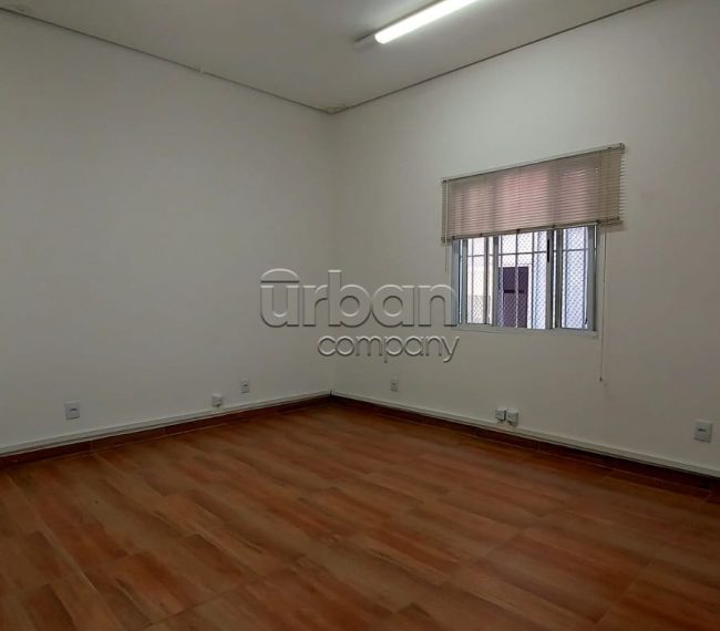 Casa comercial com 240m², no bairro Cidade Baixa em Porto Alegre