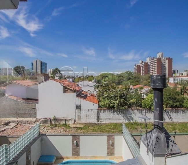 Casa com 303m², 3 quartos, 3 suítes, 3 vagas, no bairro Jardim Lindóia em Porto Alegre