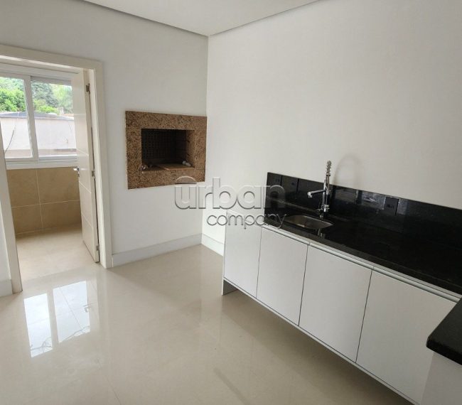 Apartamento com 178m², 3 quartos, 3 suítes, 2 vagas, no bairro Vila Assunção em Porto Alegre