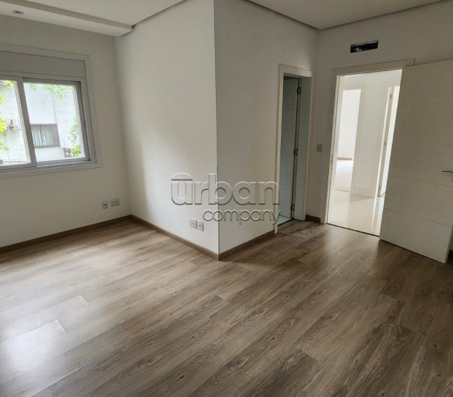 Apartamento com 178m², 3 quartos, 3 suítes, 2 vagas, no bairro Vila Assunção em Porto Alegre