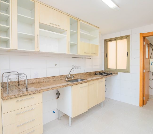 Apartamento com 106m², 3 quartos, 1 suíte, 2 vagas, no bairro Higienópolis em Porto Alegre