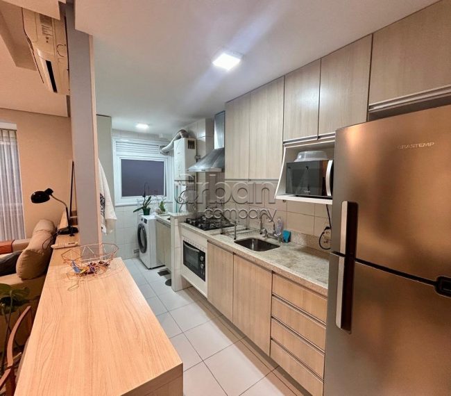 Apartamento com 62m², 2 quartos, 1 suíte, 1 vaga, no bairro Vila Ipiranga em Porto Alegre