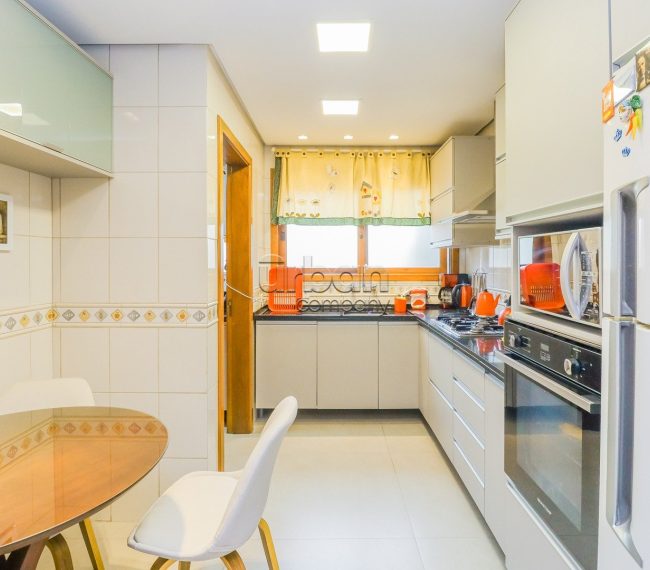 Apartamento com 125m², 3 quartos, 1 suíte, 2 vagas, no bairro Jardim Planalto em Porto Alegre