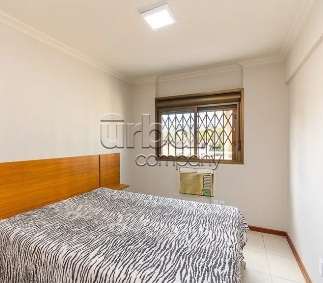 Apartamento Garden com 74m², 2 quartos, 1 suíte, 1 vaga, no bairro Santana em Porto Alegre