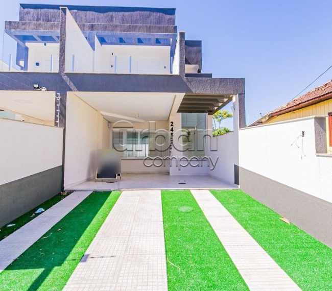 Casa com 150m², 3 quartos, 3 suítes, 3 vagas, no bairro Jardim Itu em Porto Alegre