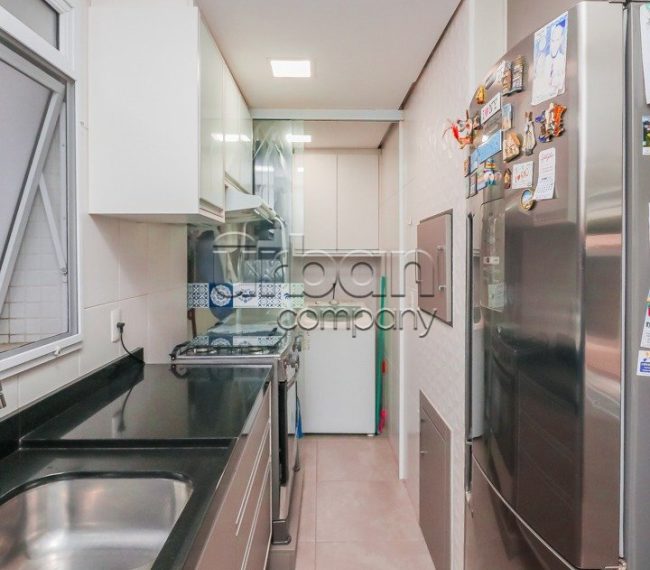 Apartamento com 102m², 3 quartos, 2 vagas, no bairro Petrópolis em Porto Alegre