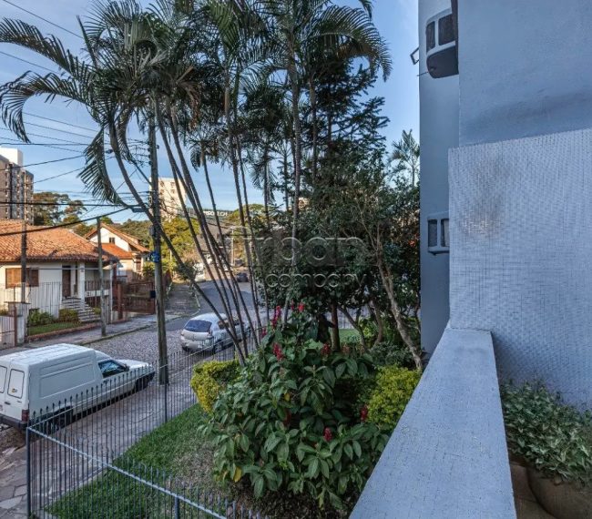 Apartamento Garden com 168m², 3 quartos, 1 suíte, 1 vaga, no bairro Jardim São Pedro em Porto Alegre