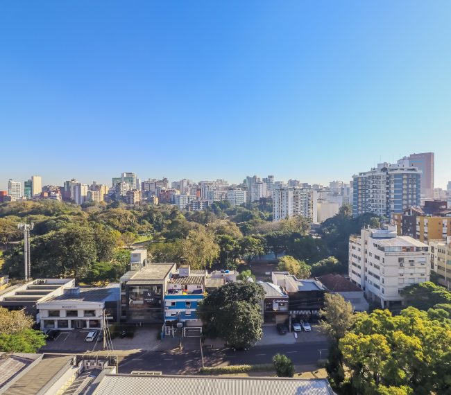 Apartamento com 201m², 3 quartos, 3 suítes, 4 vagas, no bairro Moinhos de Vento em Porto Alegre