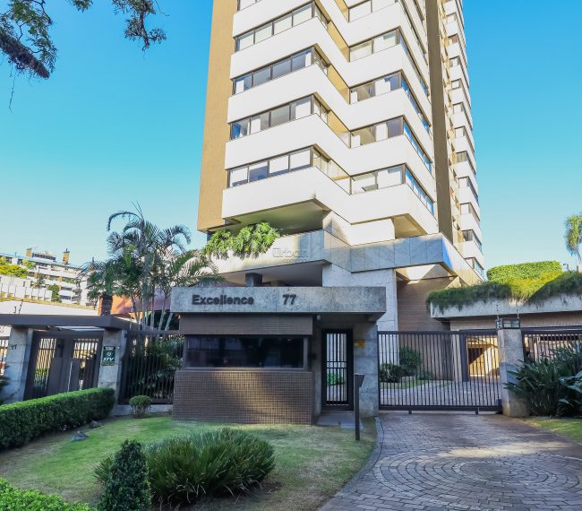 Apartamento com 201m², 3 quartos, 3 suítes, 4 vagas, no bairro Moinhos de Vento em Porto Alegre