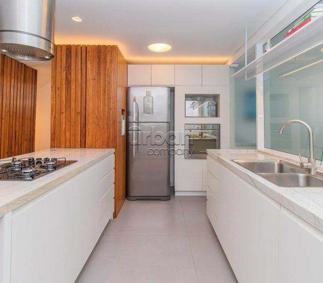 Apartamento Duplex com 108m², 2 quartos, 1 suíte, 2 vagas, no bairro Bela Vista em Porto Alegre