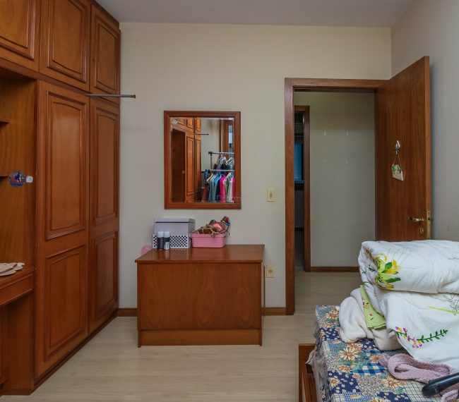 Apartamento com 136m², 3 quartos, 1 suíte, 2 vagas, no bairro Auxiliadora em Porto Alegre